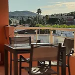 Climatise Centre Ville, Proche Plages Raphael Et Frejus Avec Ascenseur Apartamento Saint-Raphaël
