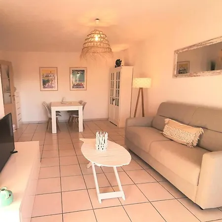 Appartamento Climatisé Centre Ville, Proche Plages Raphaël Et Fréjus