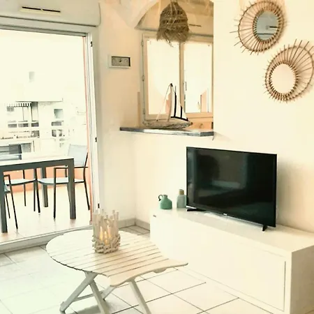 Appartamento Climatisé Centre Ville, Proche Plages Raphaël Et Fréjus *